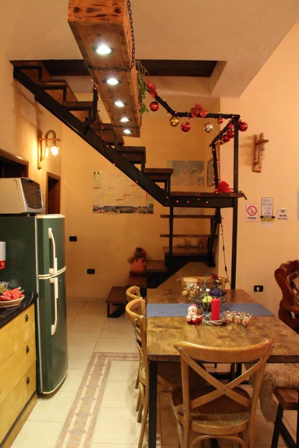 Cozy Big Apartment With Balcony Tiranë Luaran gambar