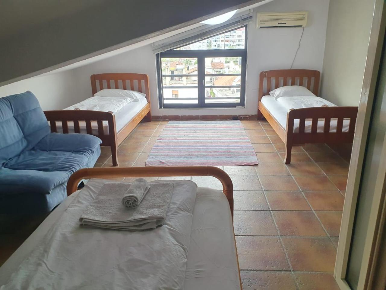 Cozy Big Apartment With Balcony Tiranë Luaran gambar