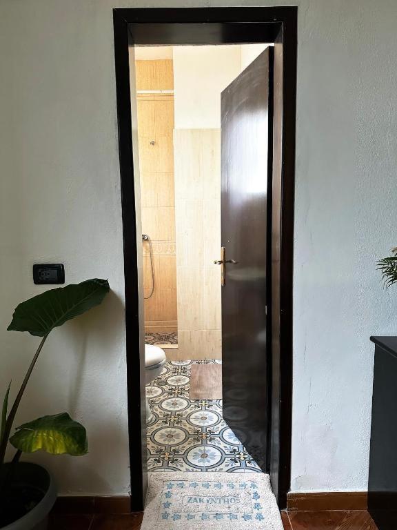 Cozy Big Apartment With Balcony Tiranë Luaran gambar