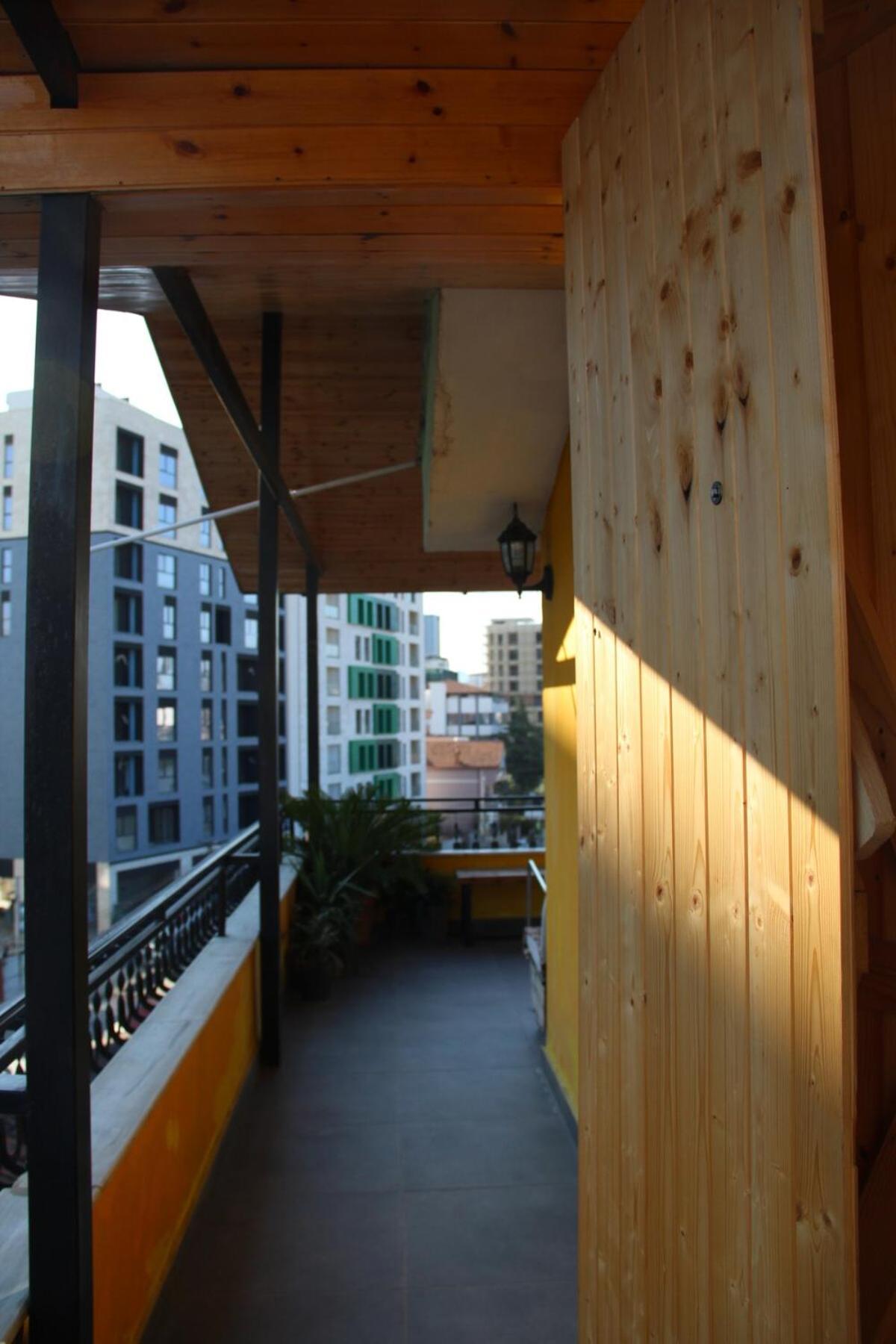 Cozy Big Apartment With Balcony Tiranë Luaran gambar